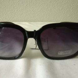 BRAND NEW!!! DESIGNER SUNGLASSES!!!