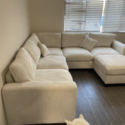New 99x99 Sectional Couch With Ottoman / Free Delivery 