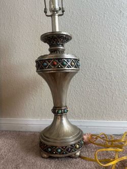 Vintage Style Jeweled Table Lamp – Silver Finish