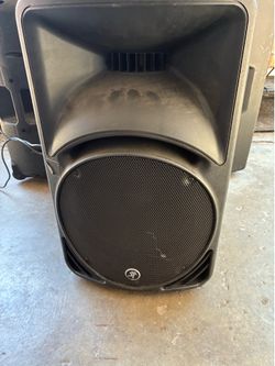 Powered speaker