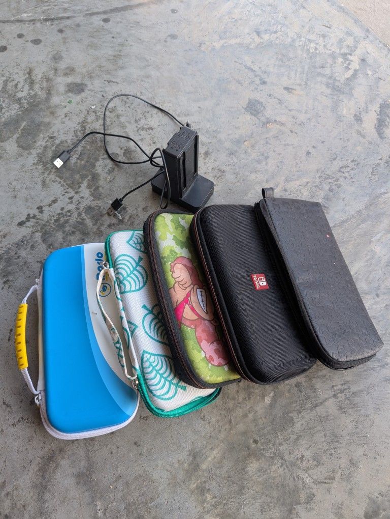 Nintendo Switch Joycon Charger and Cases