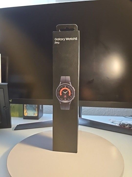 Samsung Galaxy Watch5 Pro SM-R920 45mm Titanium Case with D-Buckle