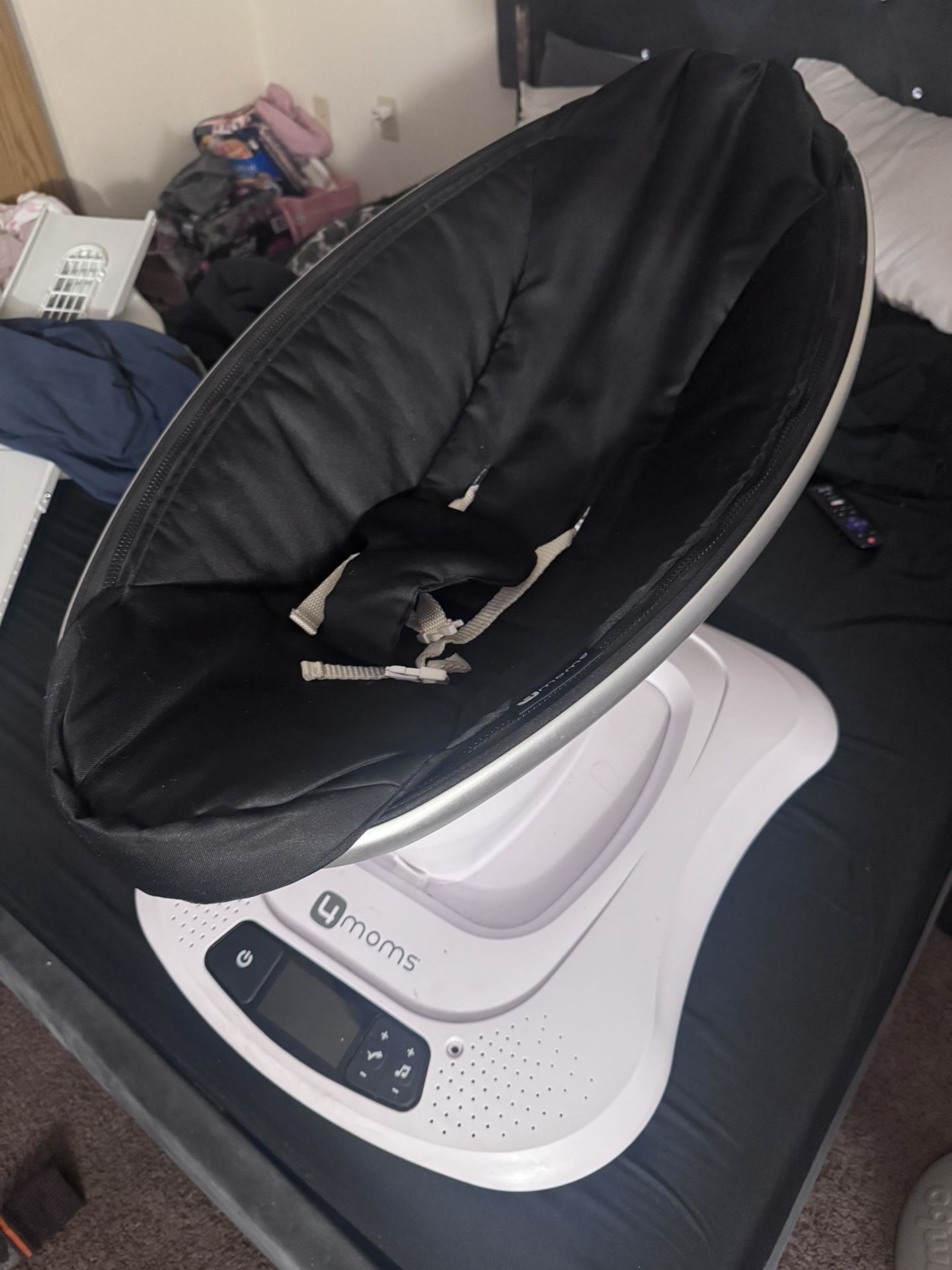 4moms MamaRoo Multi-Motion Baby Swing, Black Classic