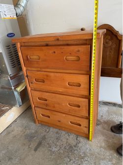 Chest of drawers