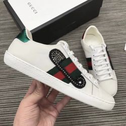 Gucci Ace Embroidered Sneaker with Crystal Embroidered Safety Pin AUTHENTIC 