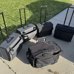 NY SOLO BREIFCASES WITH ROLLERS GREAT CONDITION