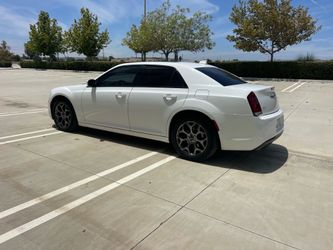 2017 Chrysler 300