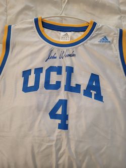 BEAUTIFUL UCLA JERSEY AUTOGRAPHED BY COACH JOHN WOODEN