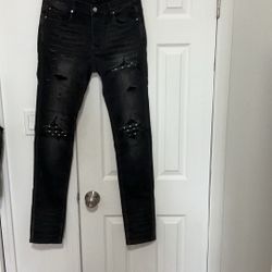 1:1 Amiri Jeans  Size 32