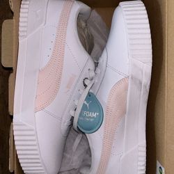 Women Puma Sneakers
