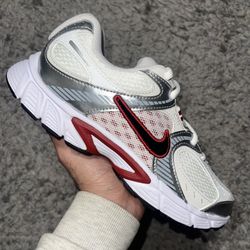 Nike V5 Runners