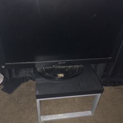 Panasonic Tv 37” In