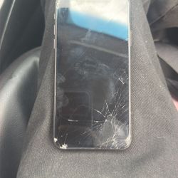 iPhone Xs Unlocked No Sim Restricting 