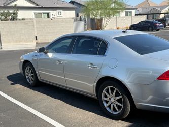 Buick Lucerne Silver 4-Door Sedan