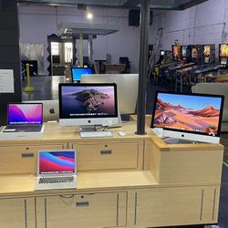 iMacs And MacBooks
