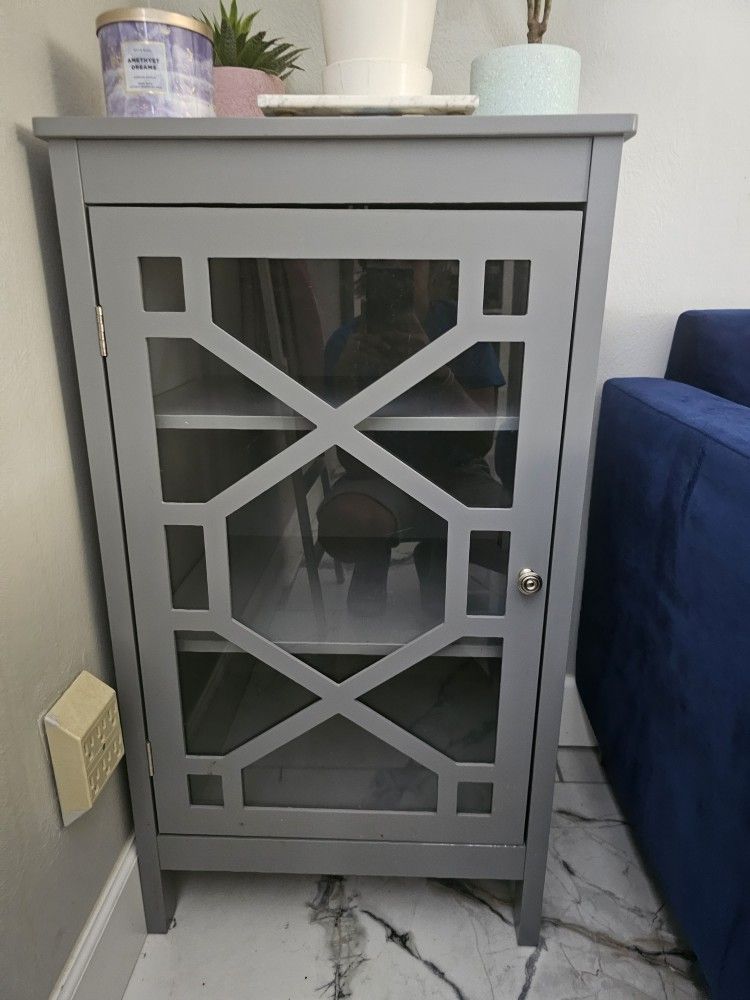 Small Book Shelf/ Cabinet