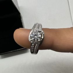 Ladies Diamond Ring 14k Gold