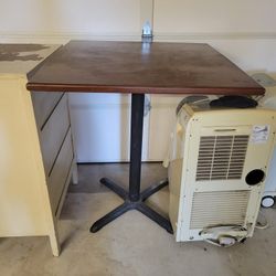 Free Table