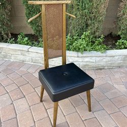 MCM 1960s Gentleman's Valet Chair with Seat Compartment by Setwell