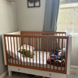 Baby Crib 