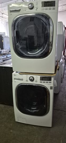Set LG Washer And Gas Dryer