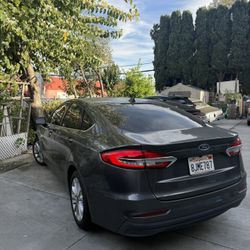 Ford Fusion Hybrid 2019