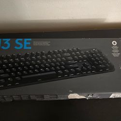 Logitech G413 SE Gaming Keyboard