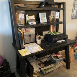 Black Desk With Hutch 