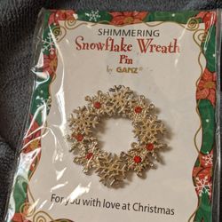 Brand New Snowflake Wreath Pin 