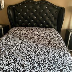 Queen Size Bed Set 