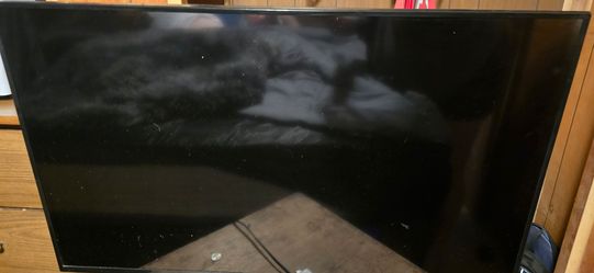 2 different tv
