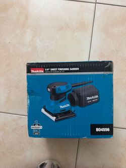 Makita finishing sander