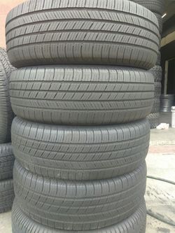 225-65-17 Michelin