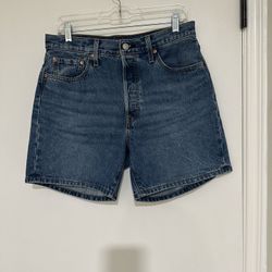 Woman's 501 Levi's Shorts