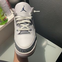 Jordan Retro 3, size 3Y