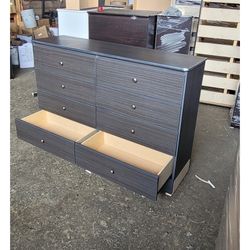 8 Drawer dresser