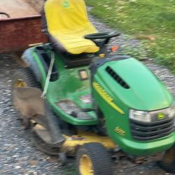 John Deere L120 Lawn Tractor 48 Inch Cut