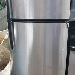whirlpool  stainless 30 inches warranty  ready to deliver ..$300