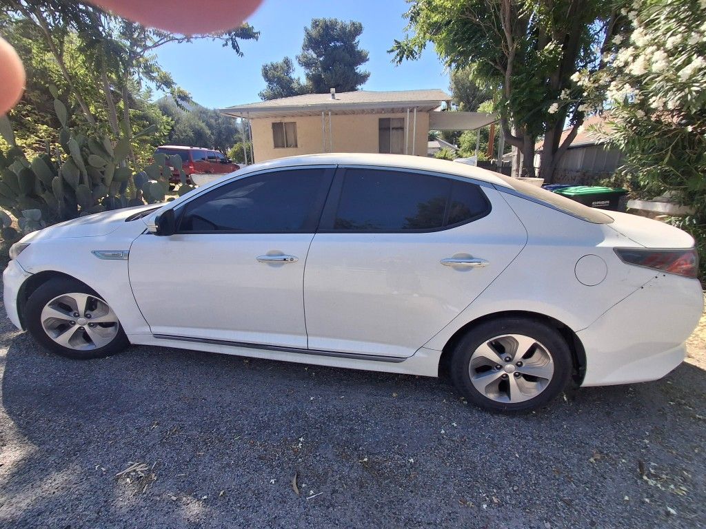 2015 KIA Optima Hybrid