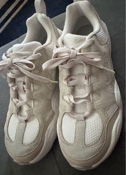 Woman’s Nike Shoes