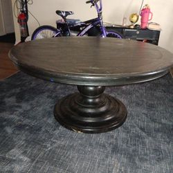 Wooden Round Table 