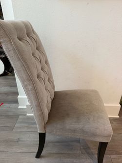 Tufted Upholstered dining Chair