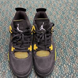 TENISS SHOES, OTHER AIR JORDAN SIZE 9.5 RETRO YELLOW THUNDER