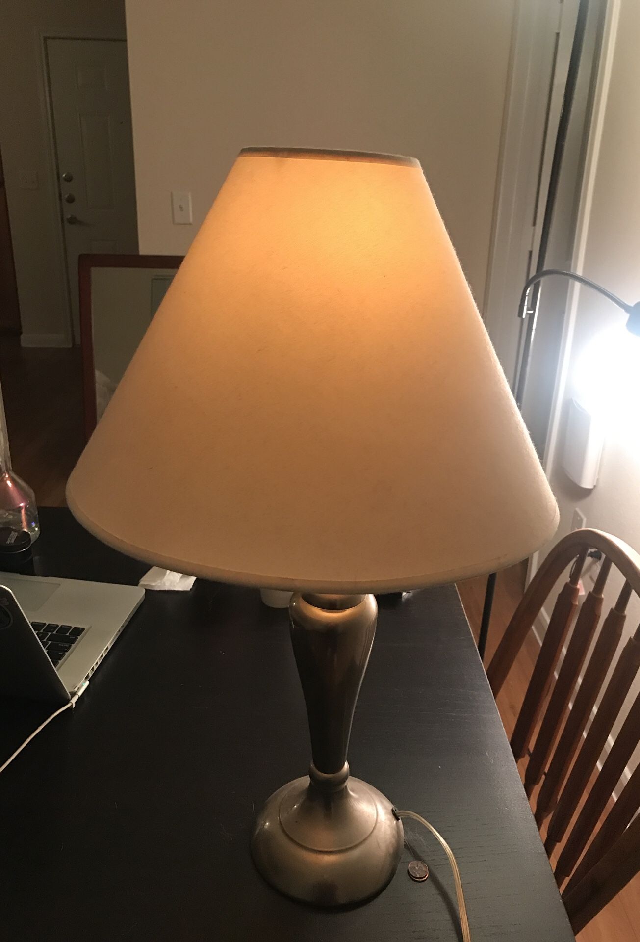 Lamp with 3 shades