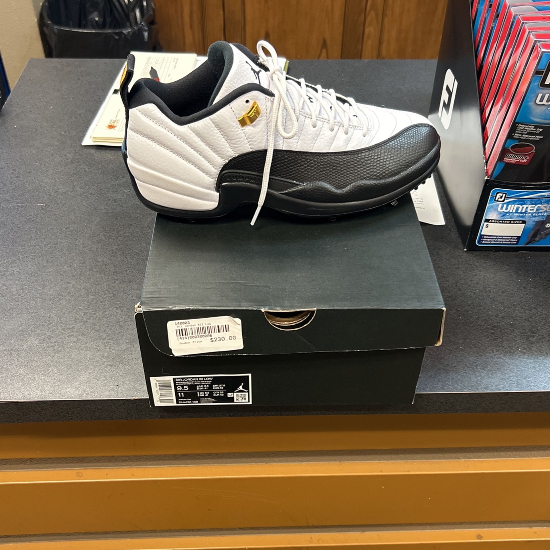 Jordan golf shoes size 9 1/2 for Sale in Canby, OR OfferUp