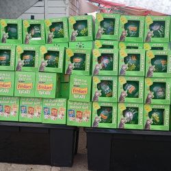 Purina Friskies Party Mix..