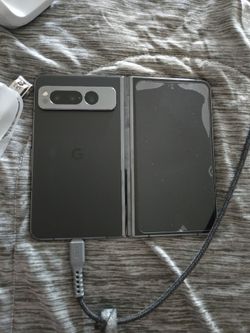 Google pixel fold unlocked