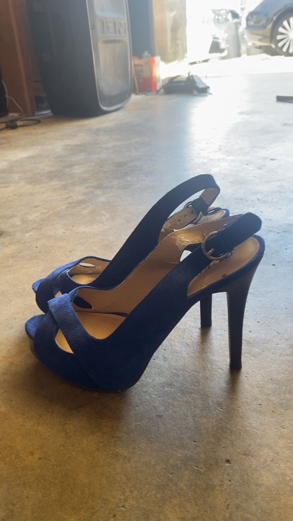 blue guess high heel shoes