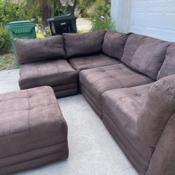 Free Delivery- Rearrangeable Cloud Sectional