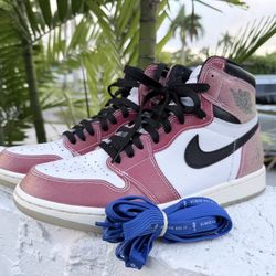 Jordan 1 Friends and Family x Trophy Room (10 US)